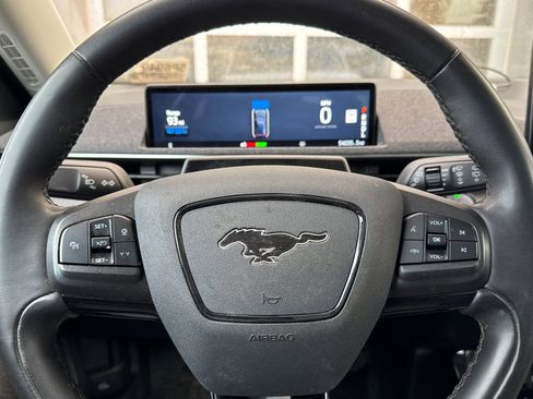 Used 2022 Ford Mustang Mach-E Premium image 23
