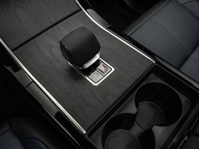 New 2026 Land Rover Range Rover Velar S AWD/4WD image 27
