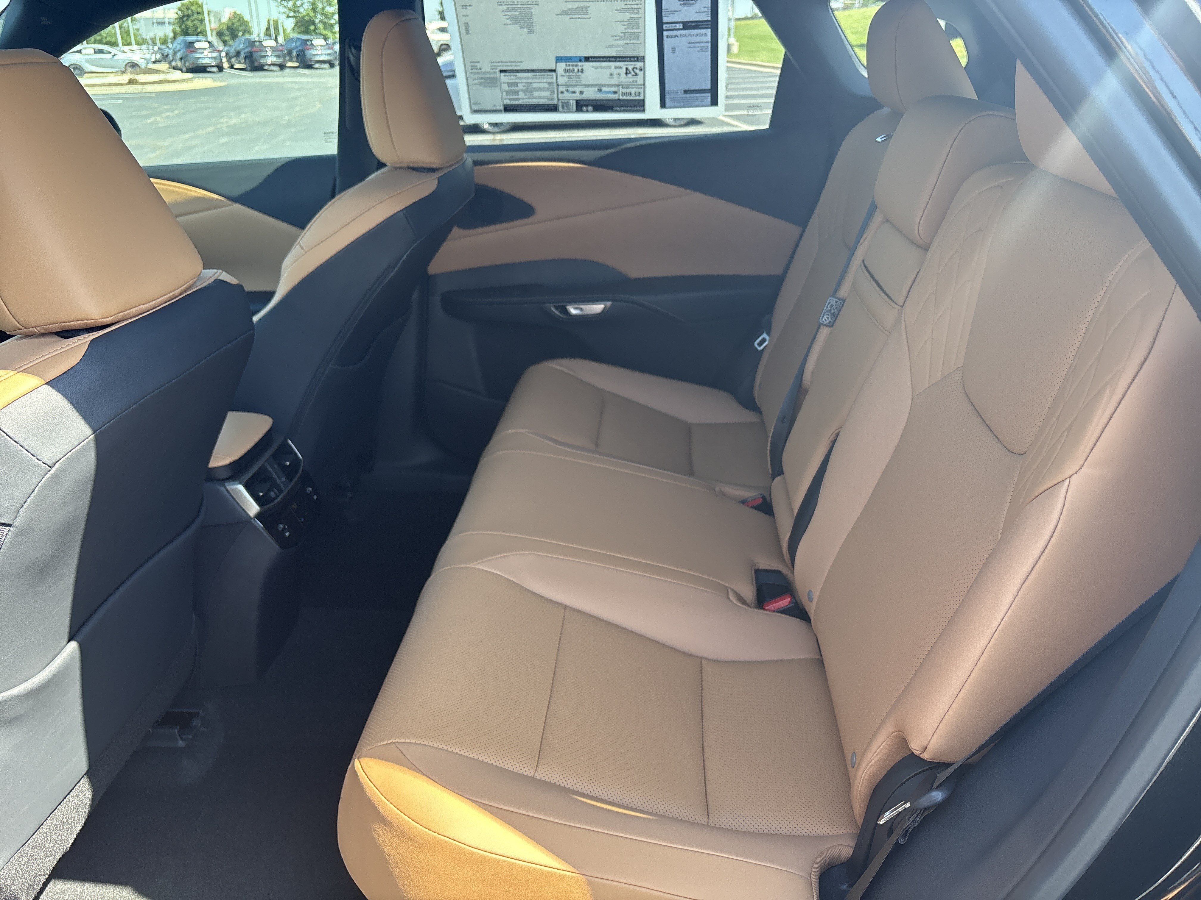 New 2026 Lexus RX 350 AWD image 32