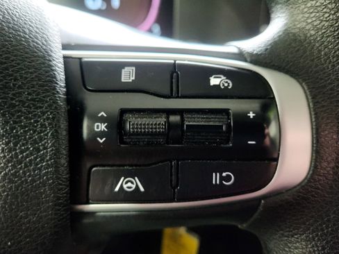 Used 2024 Kia Sportage LX FWD image 17