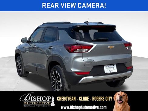 Used 2025 Chevrolet TrailBlazer LT AWD/4WD image 10
