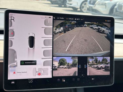 Used 2023 Tesla Model 3 Standard Range RWD image 29