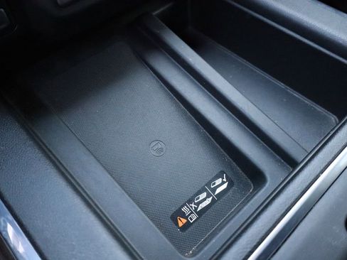 Used 2021 Chevrolet Silverado 2500 High Country w/ Technology Package image 28