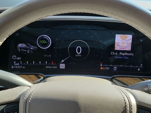 Certified 2023 Cadillac Escalade ESV Premium Luxury Platinum image 12