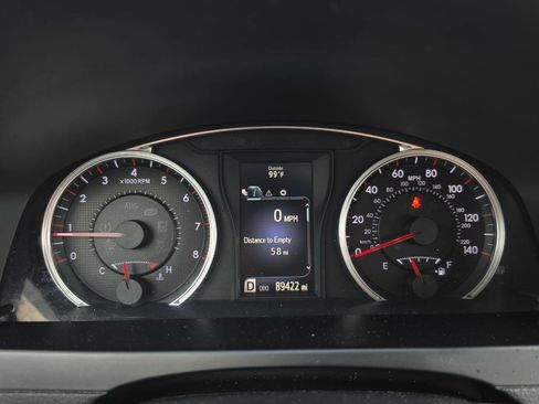Used 2017 Toyota Camry SE FWD image 23