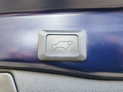Used 2020 Toyota RAV4 XLE w/ Convenience Package AWD/4WD image 25