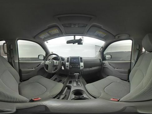 Used 2017 Nissan Frontier SV RWD image 13