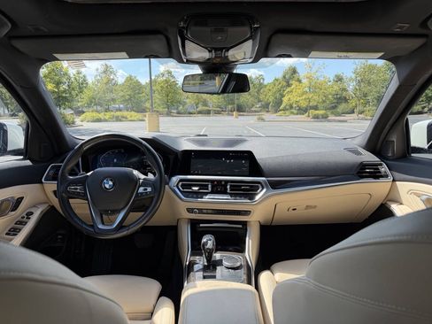 Used 2019 BMW 330i xDrive Sedan w/ Convenience Package AWD/4WD image 21