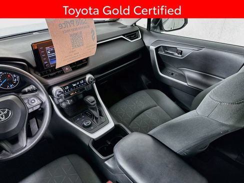 Certified 2022 Toyota RAV4 XLE AWD/4WD image 22