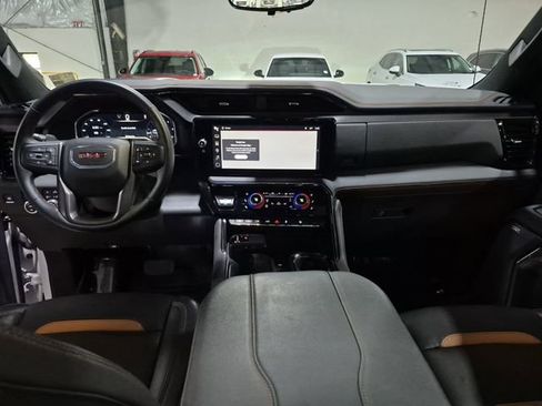 Certified 2024 GMC Sierra 1500 AT4 w/ Technology Package AWD/4WD image 22