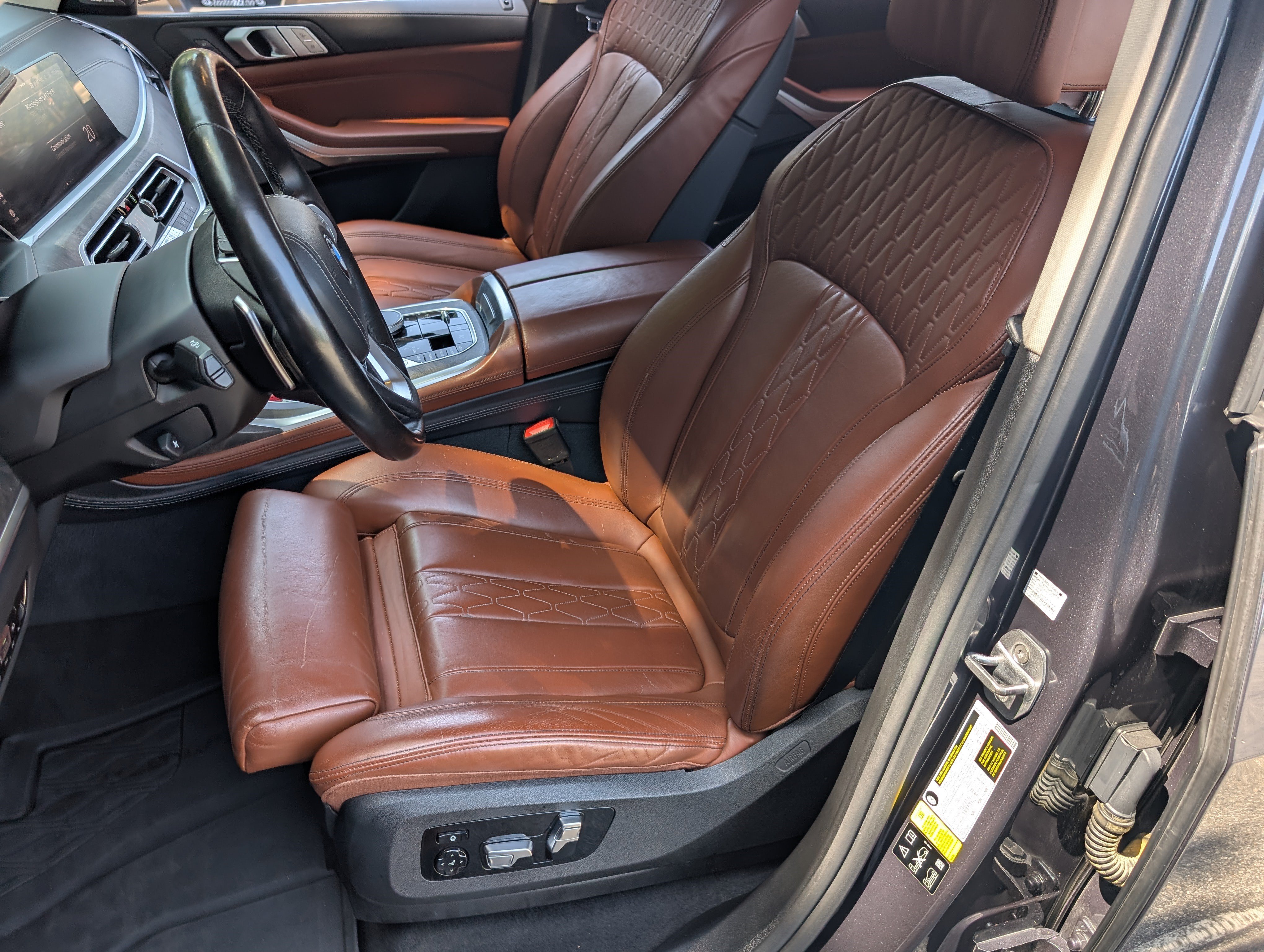 Used 2019 BMW X7 xDrive40i w/ Premium Package AWD/4WD image 17