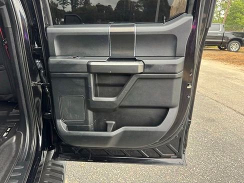 Used 2019 Ford F150 XLT w/ Equipment Group 302A Luxury AWD/4WD image 12