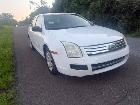 Used 2007 Ford Fusion S FWD image 3