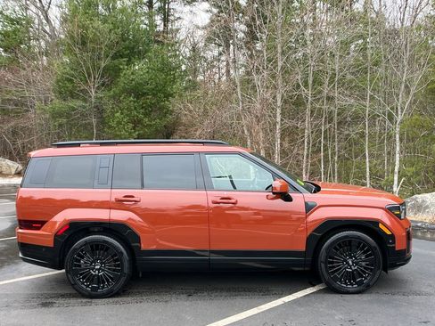 Used 2025 Hyundai Santa Fe Calligraphy image 6