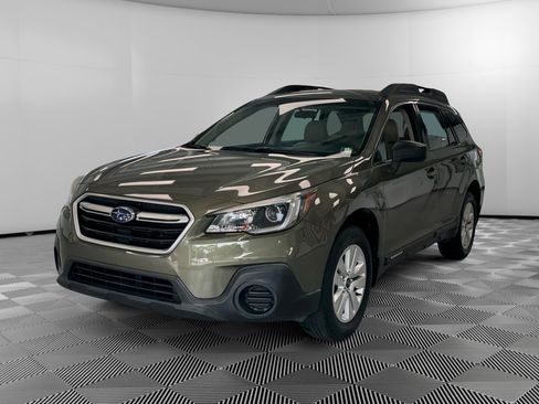 Used 2018 Subaru Outback 2.5i AWD/4WD image 4