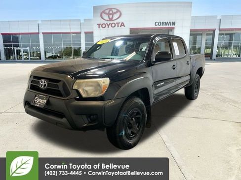 Used 2015 Toyota Tacoma PreRunner image 4