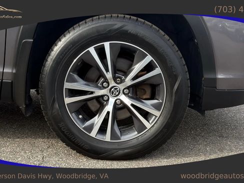 Used 2019 Toyota Highlander Plus image 48