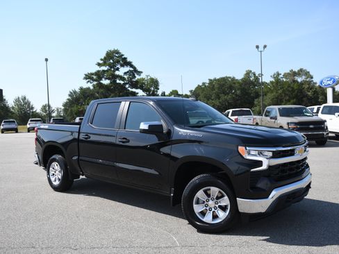Used 2026 Chevrolet Silverado 1500 LT AWD/4WD image 1