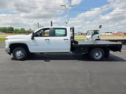 New 2026 Chevrolet Silverado 3500 W/T AWD/4WD image 6
