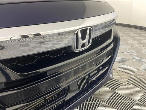 Used 2018 Honda Accord LX image 31