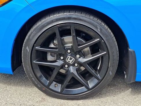 Used 2023 Honda Civic Sport image 8