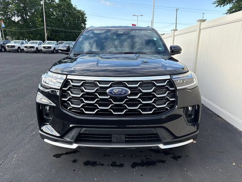 Used 2026 Ford Explorer Platinum AWD/4WD image 6