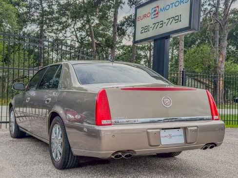 Used 2007 Cadillac DTS Luxury II FWD image 5