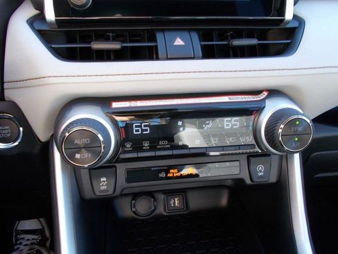 Certified 2025 Toyota RAV4 XLE w/ Convenience Package image 24