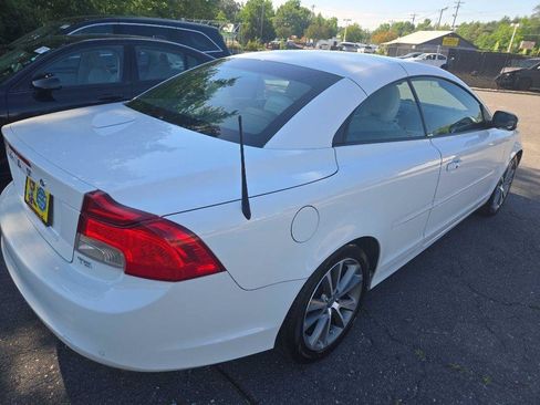 Used 2012 Volvo C70 T5 w/ Climate Pkg FWD image 23
