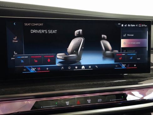 New 2025 BMW 760i xDrive w/ Premium Package image 21