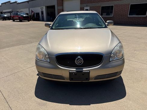 Used 2006 Buick Lucerne CXL w/ Luxury Package FWD image 2
