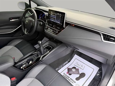 Used 2019 Toyota Corolla XSE FWD image 29
