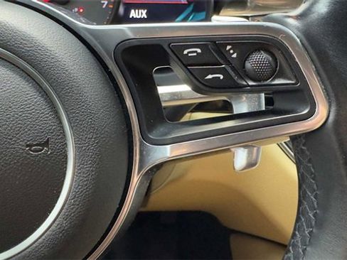 Used 2017 Porsche Macan S image 30