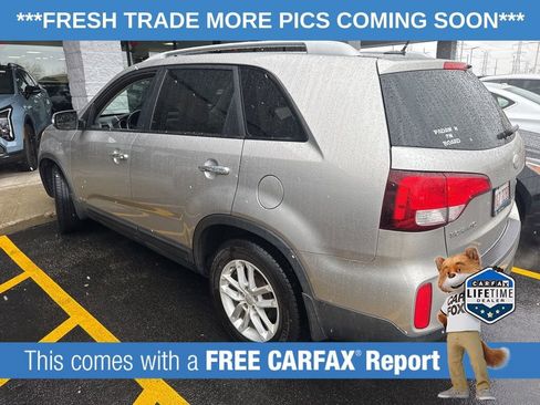 Used 2014 Kia Sorento LX w/ LX V6 Convenience Package image 2