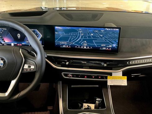New 2026 BMW X5 xDrive40i w/ Premium Package image 6