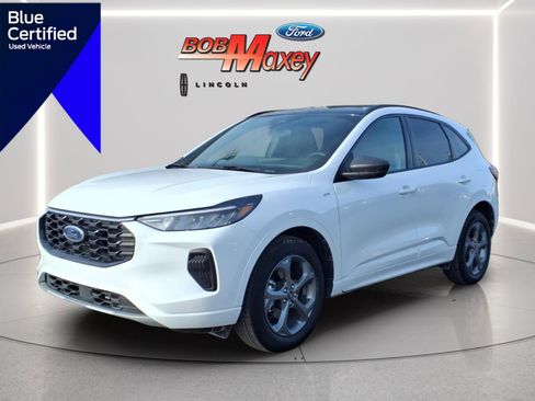 Used 2023 Ford Escape ST-Line w/ Tech Pack #1 AWD/4WD image 1