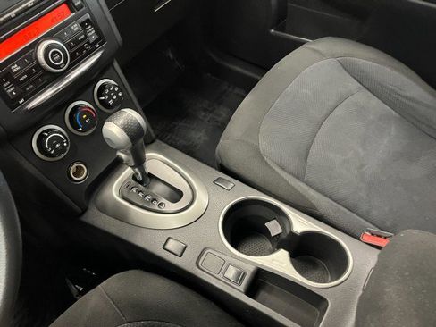 Used 2014 Nissan Rogue S image 20