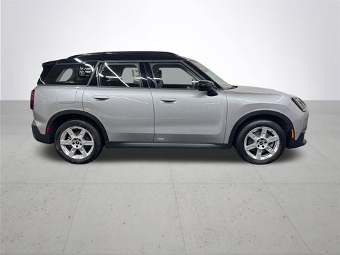 Used 2025 MINI Cooper Countryman S image 8