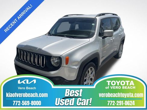 Used 2018 Jeep Renegade Latitude image 1