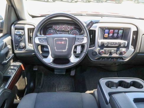 Used 2018 GMC Sierra 1500 SLE w/ SLE Value Package AWD/4WD image 12