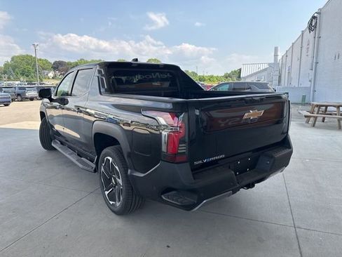 New 2025 Chevrolet Silverado EV LT w/ LT Premium Package image 10