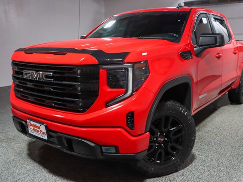 Used 2023 GMC Sierra 1500 Elevation w/ Preferred Package AWD/4WD image 32
