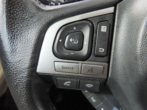 Used 2016 Subaru Legacy 2.5i Premium image 22