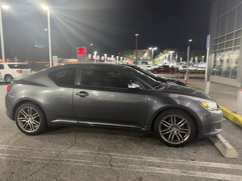 Used 2013 Scion tC image 7