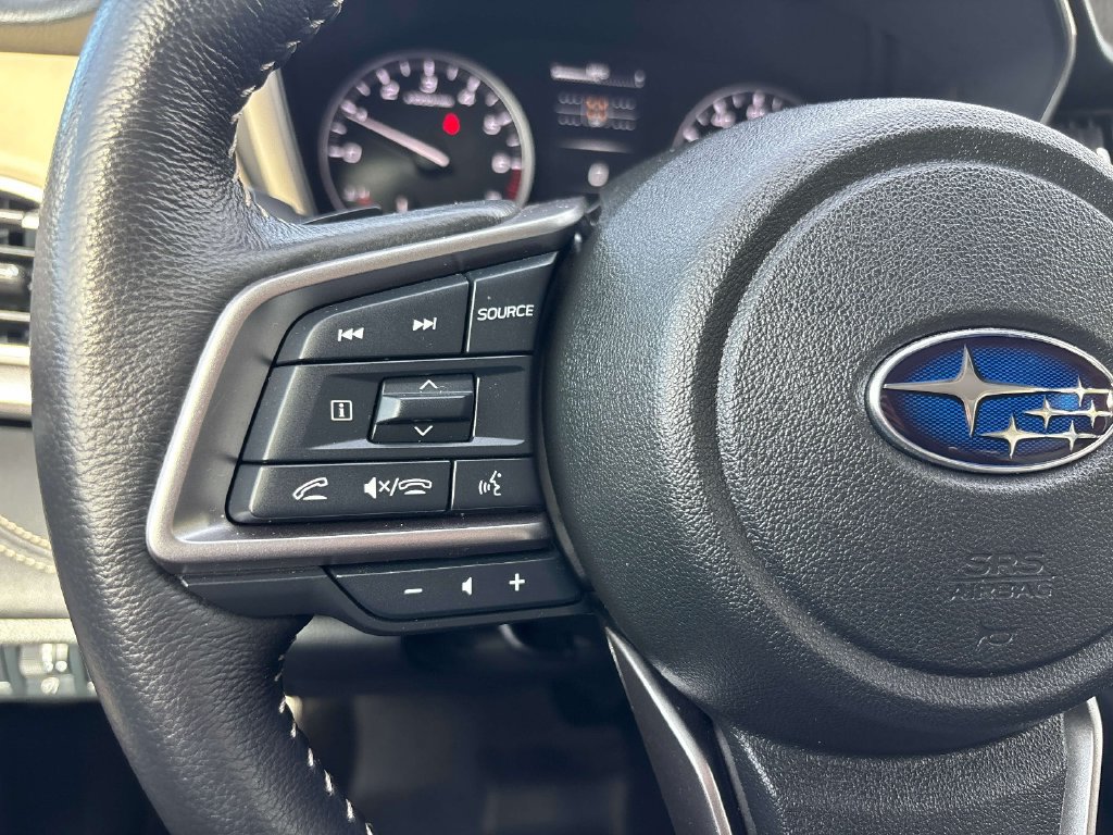Used 2025 Subaru Outback Limited AWD/4WD image 25