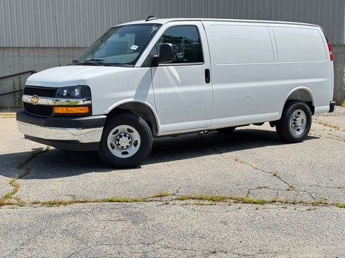 New 2025 Chevrolet Express 2500 Work Van w/ Driver Convenience Package image 2
