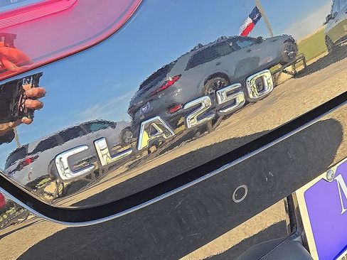 Used 2025 Mercedes-Benz CLA 250 image 12