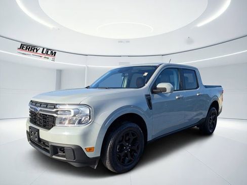 Used 2022 Ford Maverick Lariat w/ Equipment Group 500A Standard image 7