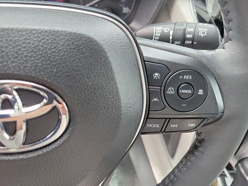 Certified 2023 Toyota Corolla Cross LE FWD image 26