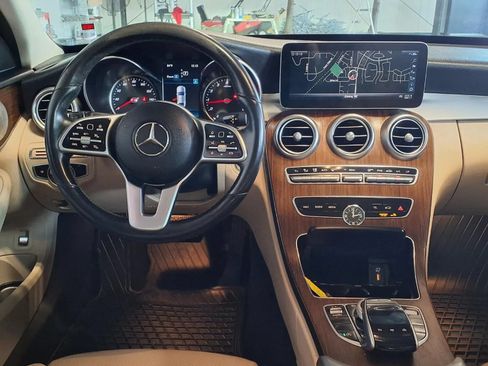 Used 2019 Mercedes-Benz C 300 4MATIC Sedan image 16